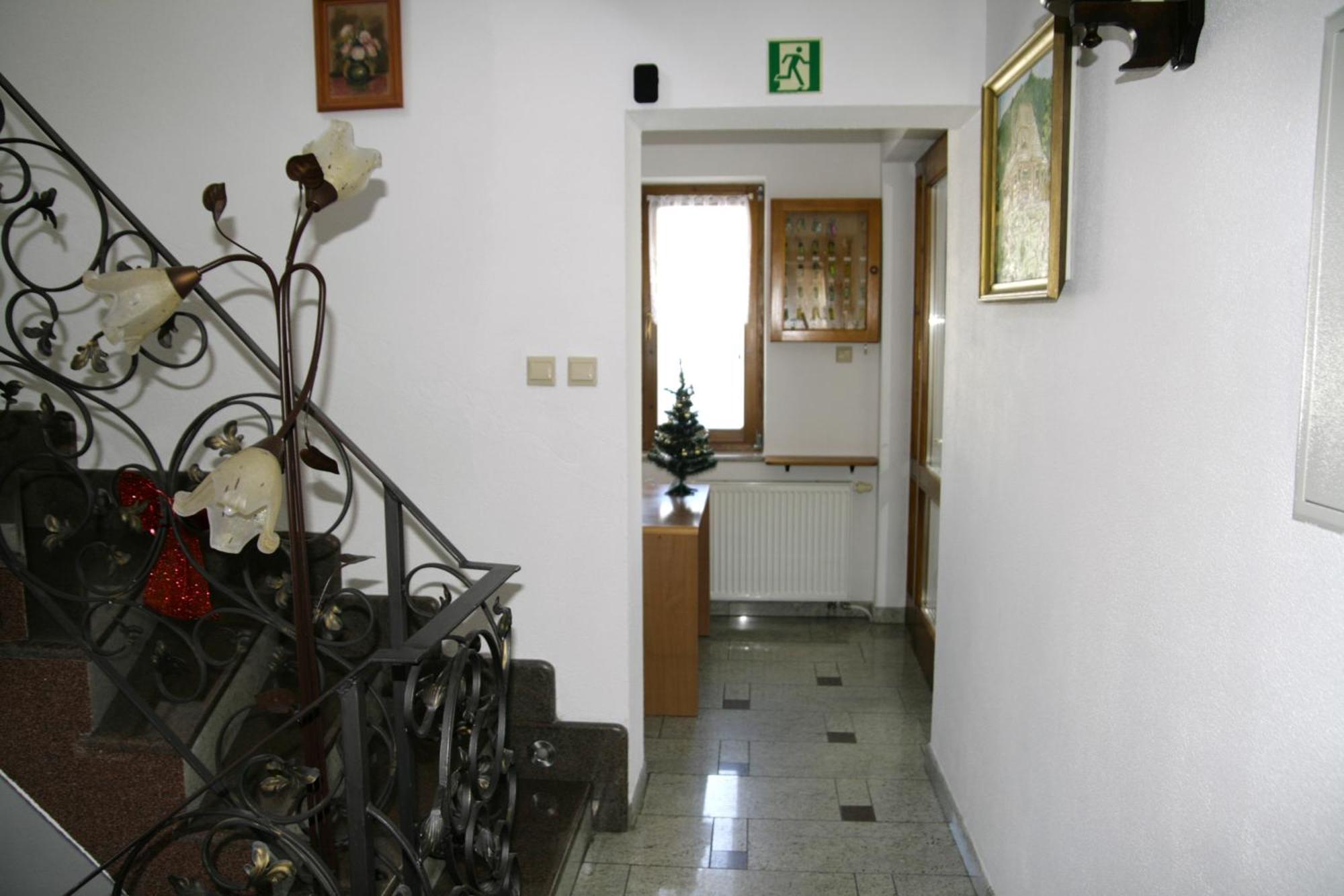 Chata Maniowy Wyspa Ciszy - Agroturystyka, Nieopodal Czorsztyna, Maniowy I Kluszkowce Nad Zalewem Czorsztynskim Exteriér fotografie